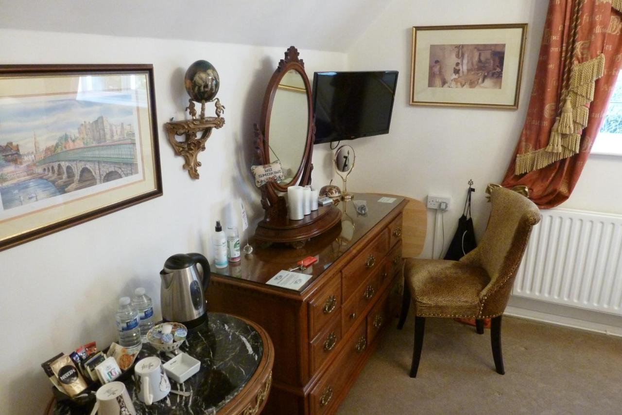 Newark Lodge Guest House エクステリア 写真
