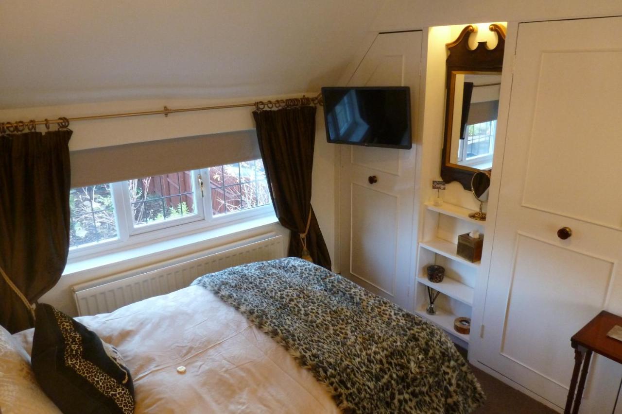 Newark Lodge Guest House エクステリア 写真