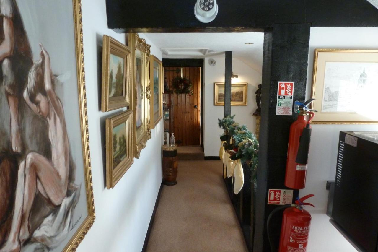 Newark Lodge Guest House エクステリア 写真